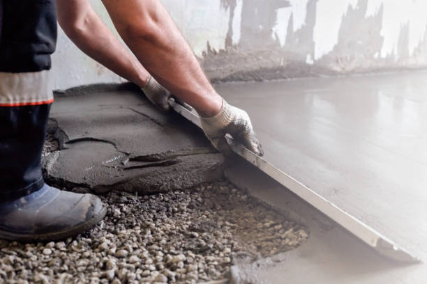 Best Commercial Concrete Contractor  in Watergate, FL